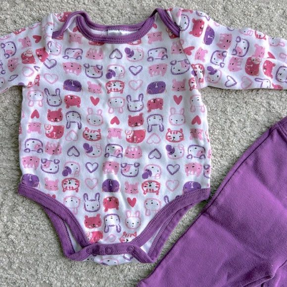 7 Piece Girl's Cuddle Bear,Carter's,Welcome World...Mix & Match Bundle-Size 3-6M - Picture 9 of 12